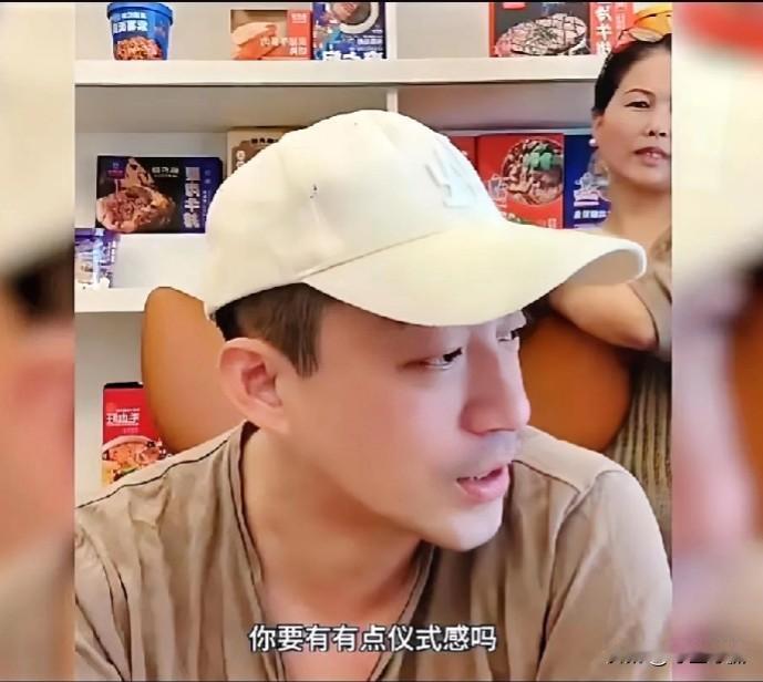 汪是给了两个孩子的抚养费的，没有付给大s骗的赡养费协议，大s就起诉汪，实际就是太