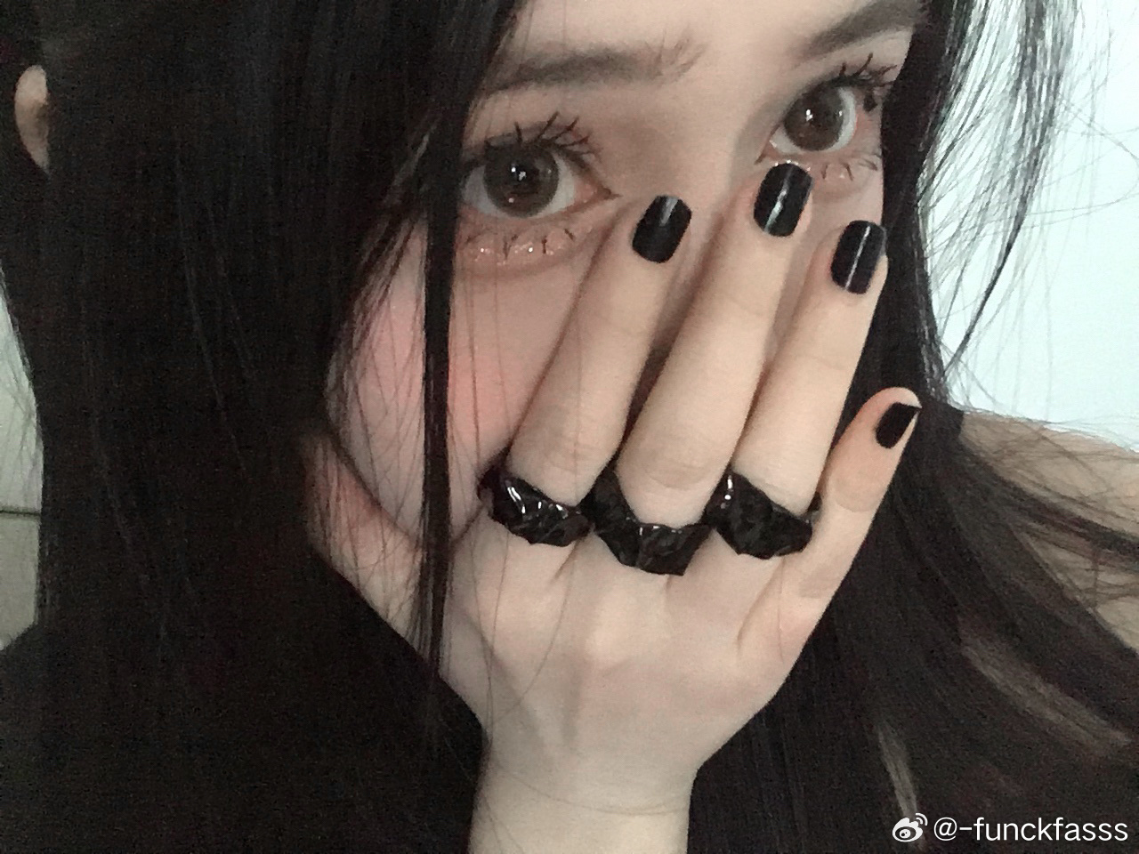 背地里是阴湿女鬼…… ​​​