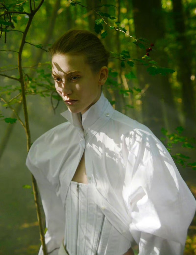 Overdue Magazine    模特: Alayna Neaum   摄