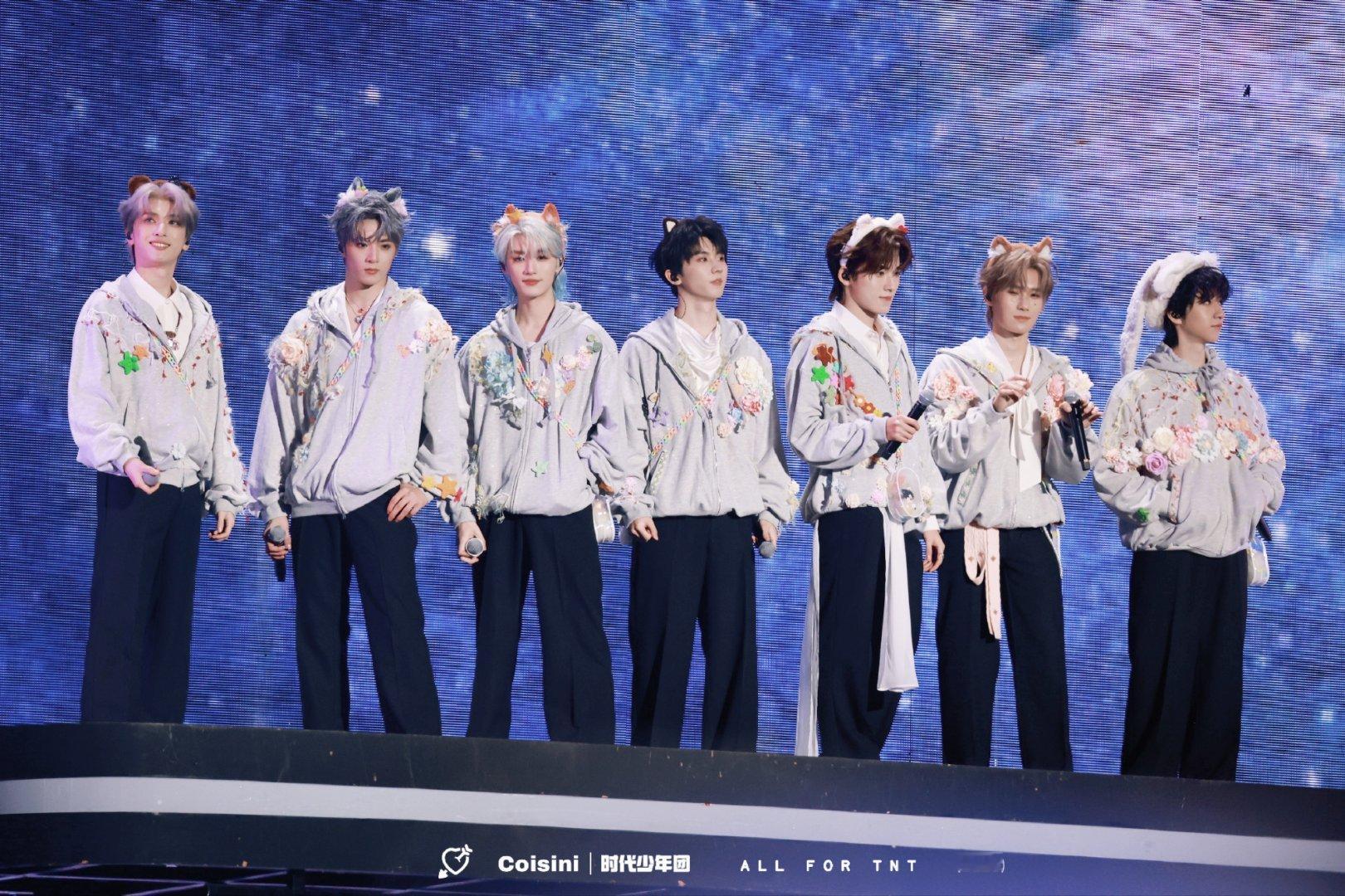 时代少年团 时代少年团 珺璟如烨 时代少年团加冠时刻 “你会把乌云驱散的，因为你
