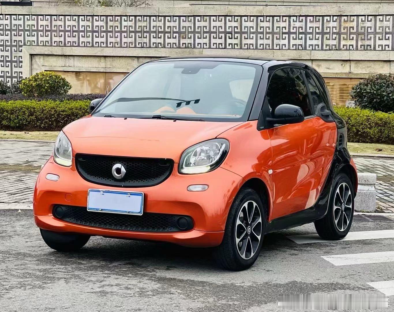 Smart 1.0激情版 上牌15年8月 车况保养非常新 省油停车方便 代步首选
