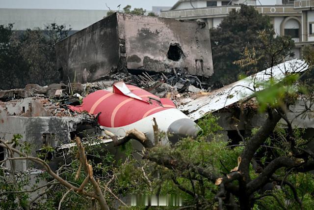 印度媒体报道，印度航空 AI171 航班发出的求救信息持续了五秒钟，内容是：“M