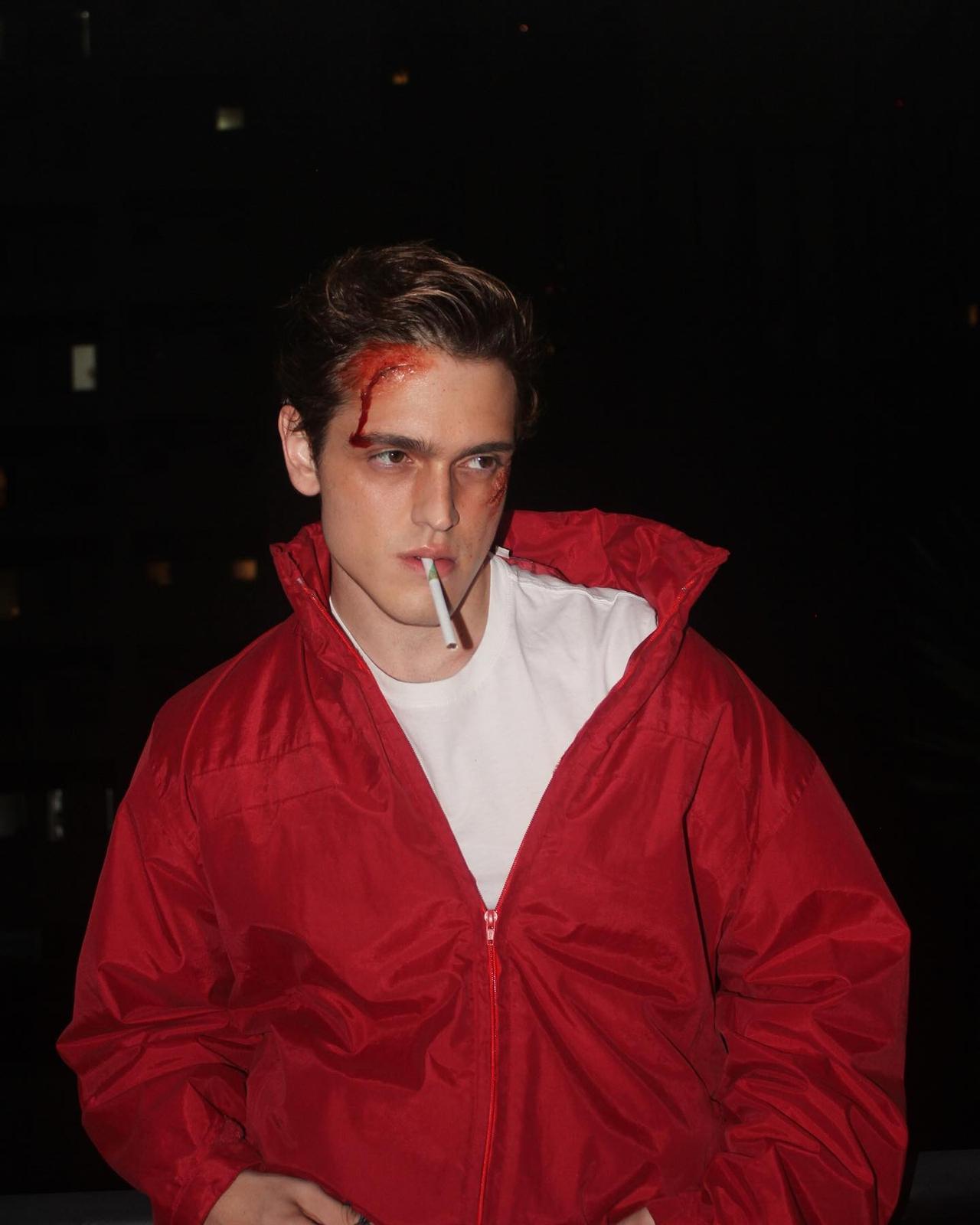 Lucas Pegoraro 万圣节造型，詹姆斯·迪恩。