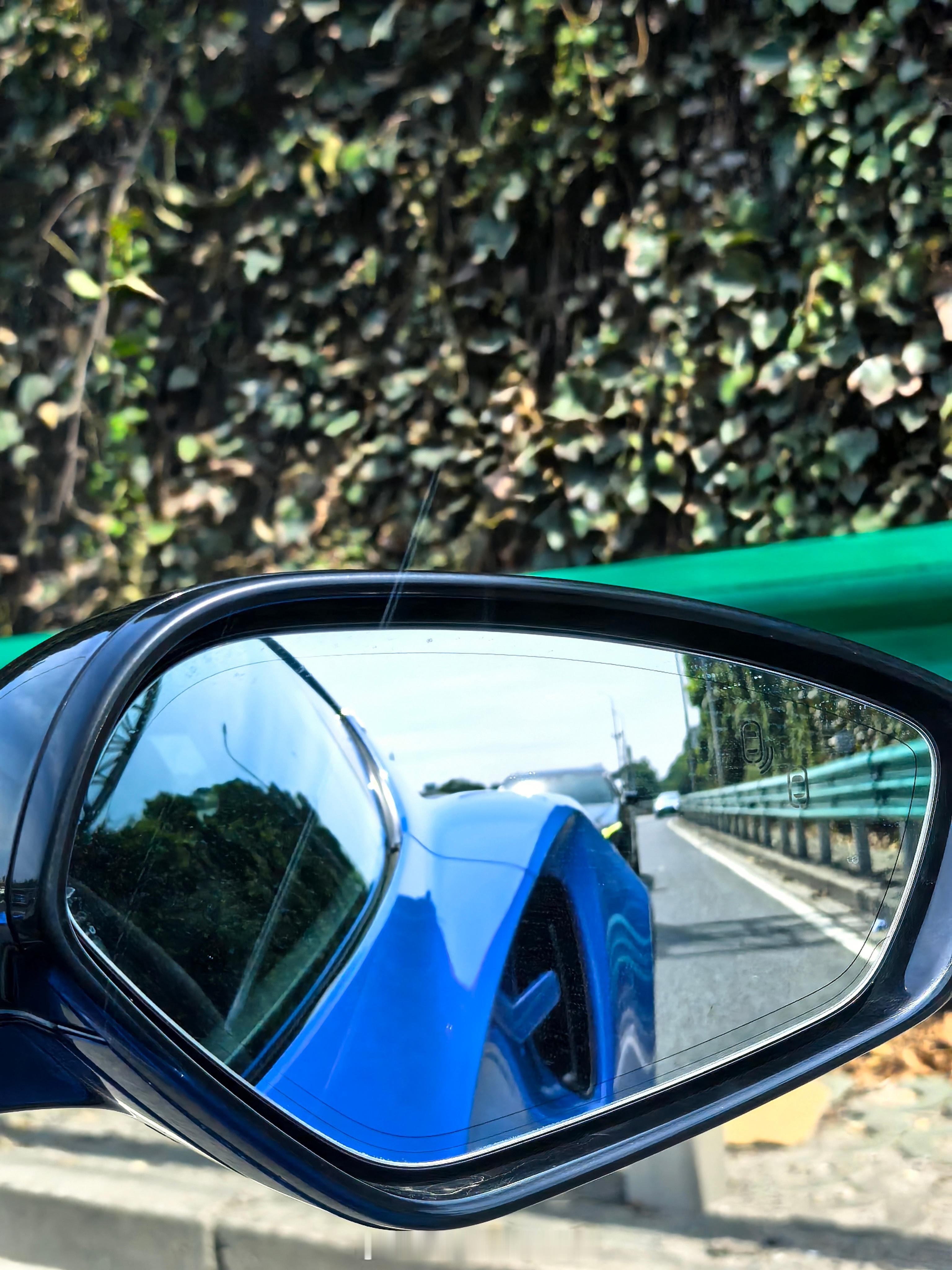 只能加98号油，猜个车……这个品牌最后一代燃油车。 ​​​
