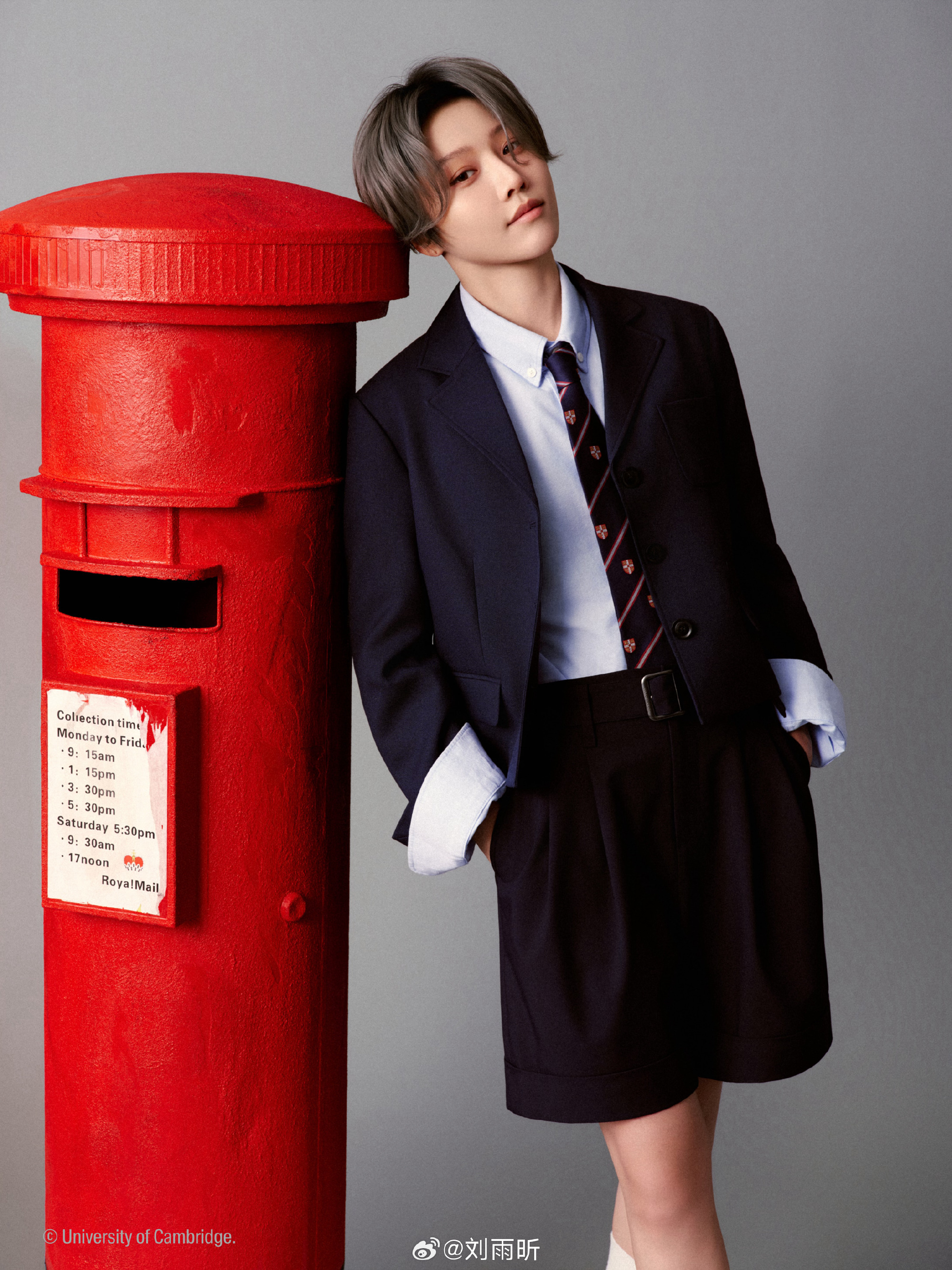 刘雨昕正式官宣出任KENTCURWEN肯迪文全球品牌大使，全球权威媒体WWD率先