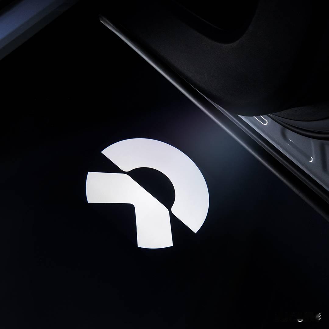 新能源品牌中，也就只有蔚来具备高端品牌气质，放全球也是这个结论。

我买蔚来的一