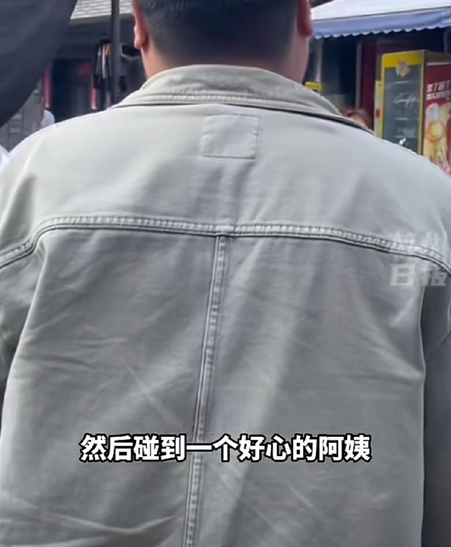 这下丢人丢大了，但好在没有丢了人品！10月23日晚，浙江杭州的侯先生喝醉酒后裸着