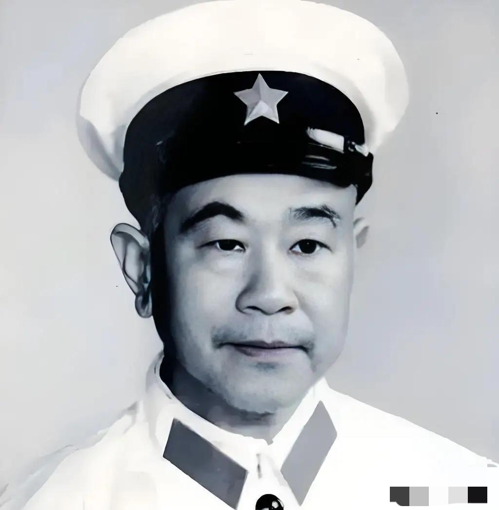 1973年，女知青黄丽萍携农村丈夫回宁波父母家，一进门，丈夫看到墙上挂着的照片大