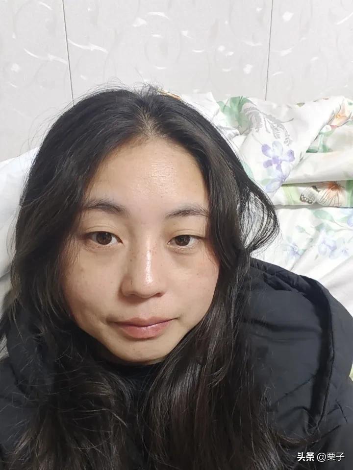 感觉自己挺幸运的，以前老是不满足，此时此刻突然就觉得自己已经很幸运了，虽然平常日