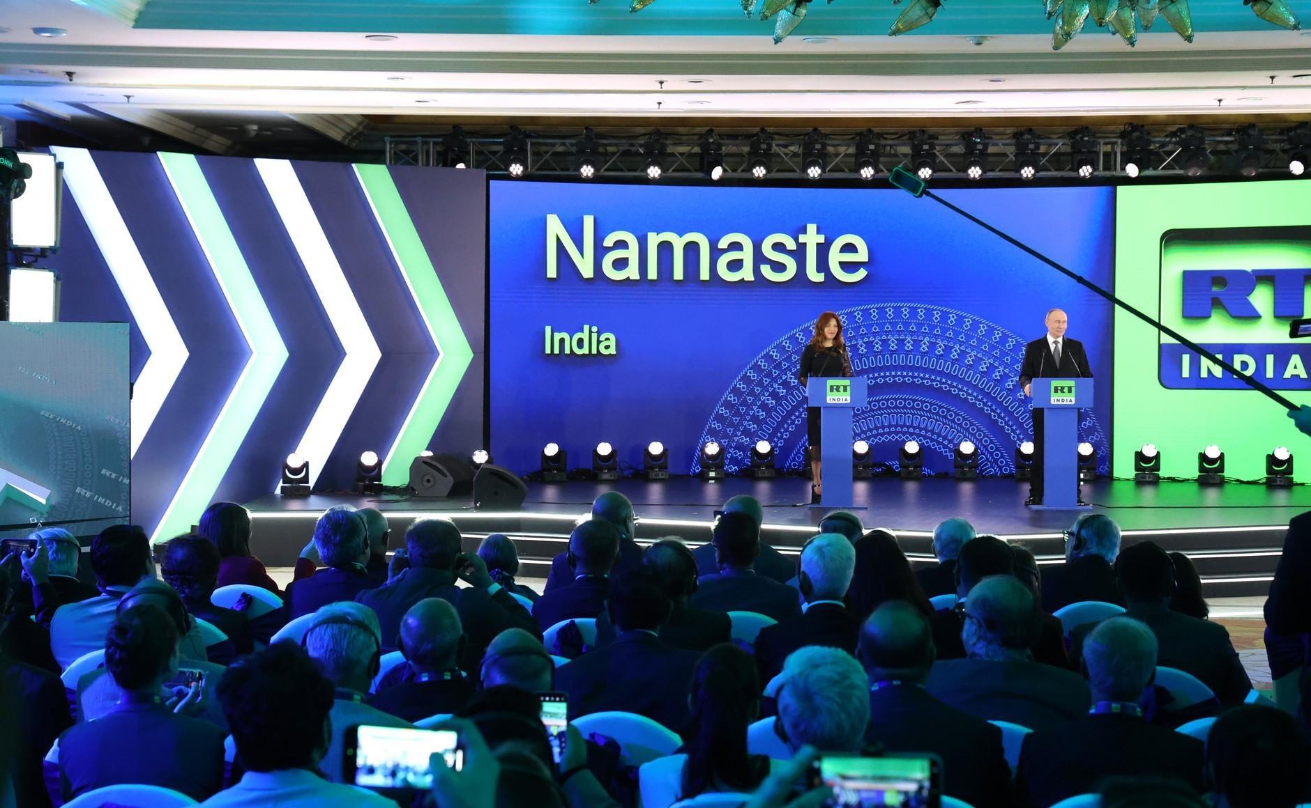 瓦洛佳小朋友  印度RT频道开播仪式在印度新德里，弗拉基米尔·普京与“今日俄罗斯