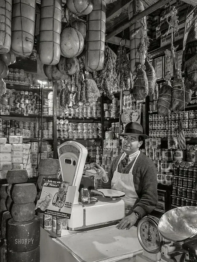 1943年纽约，意大利人经营的杂货店