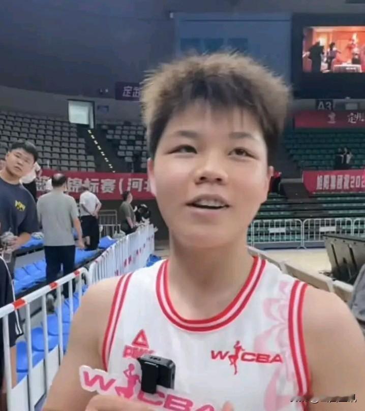 山西竹叶青酒女篮挺进八强，方敏荣获河北赛区得分王。
全国女篮锦标赛第一阶段五轮战