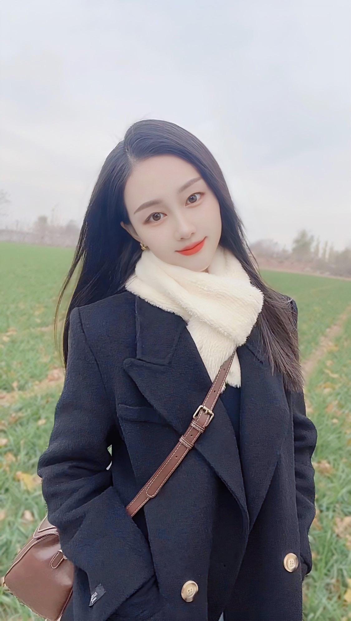 《西藏生死书》上的一句：“尽管眼下十分艰难，可日后这段经历说不定就会开...