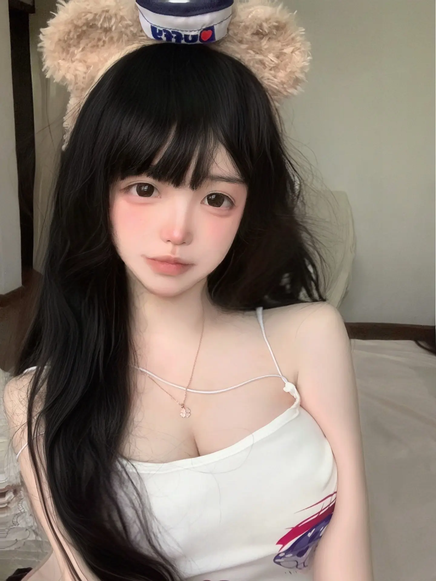 我只是没有办法眼睛不看着她