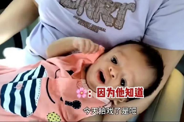 吉祥刚出生，阿凡达和翠花就给他们的儿子拍成了网红，是因为这孩子长得与众不同 吗！