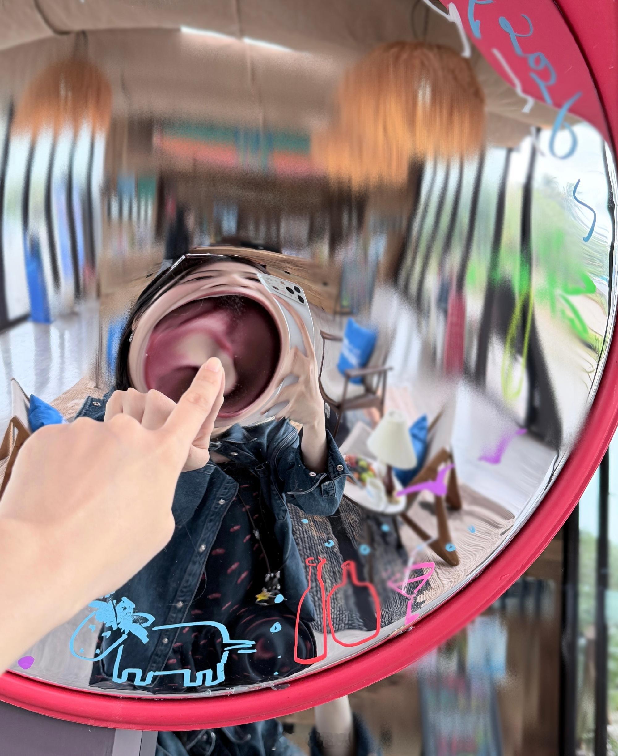 白鹿寄给呵呵亲爱的客栈明信片白鹿给呵呵的明信片 这个白梦妍萌死我算了