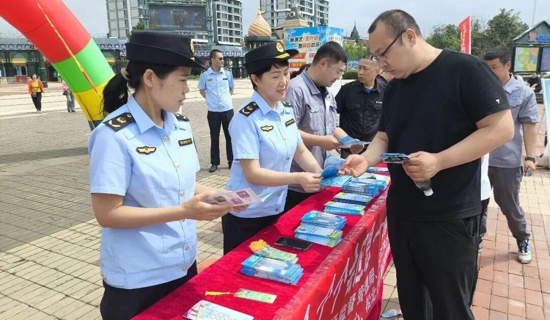 安全生产月｜哈尔滨市市场监管局组织开展“安全宣传咨询日”活动

冰城市场监管
今