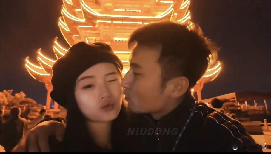 牛冠凯秀恩爱惹事了，王楚钦又被逼婚了！

全运会刚打完，
牛冠凯便带着新婚妻子段