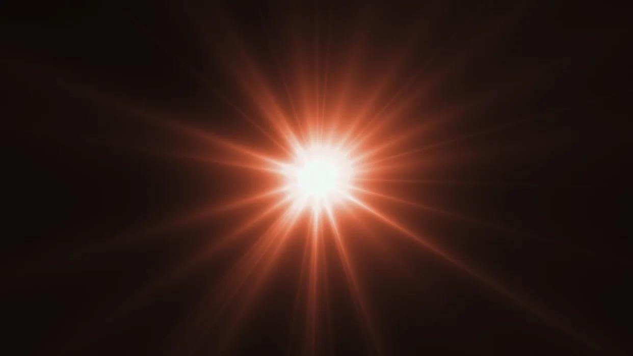 我还挺纠结是否每日在今日头条发文的。就像楼下邻居老王，退休后开始在头条写文章，起