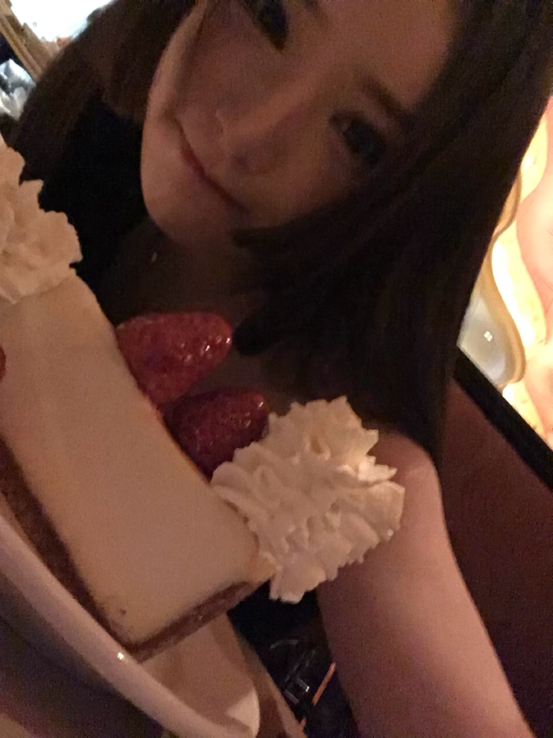 今天是香香软软小蛋糕 🍰ᵔ⤙ᵔ🥄 