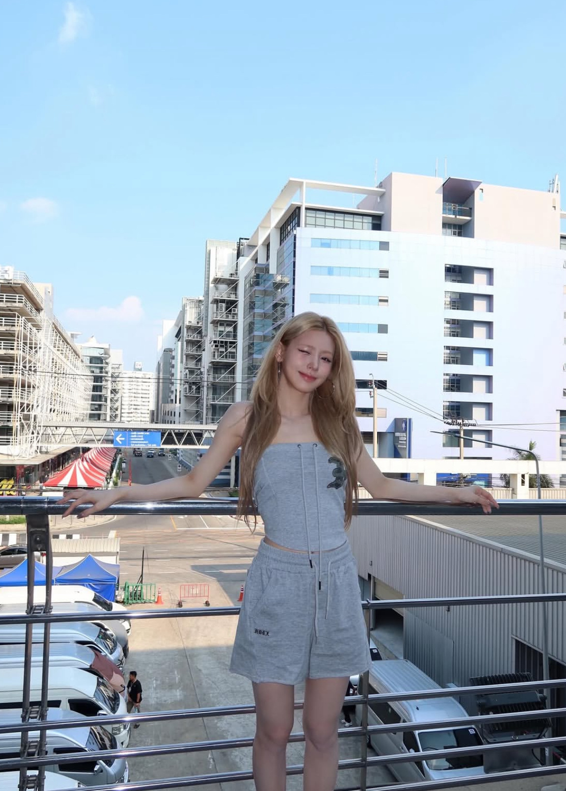 Miyeon欧尼请继续发美图美爆我