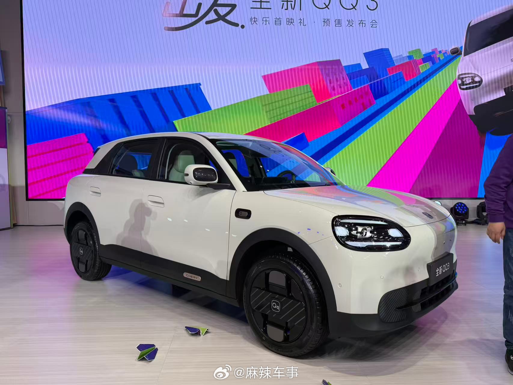 让生活出彩，让快乐加倍，既能城市代步，又能奔赴诗与远方。68920元起售，奇瑞全