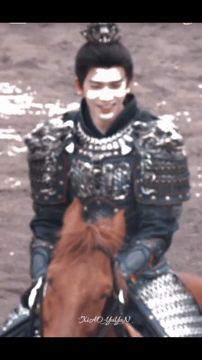 逐玉自制双声道预告逐玉业内买股一般都是反向的，《逐玉》还没开播就940个rs，这