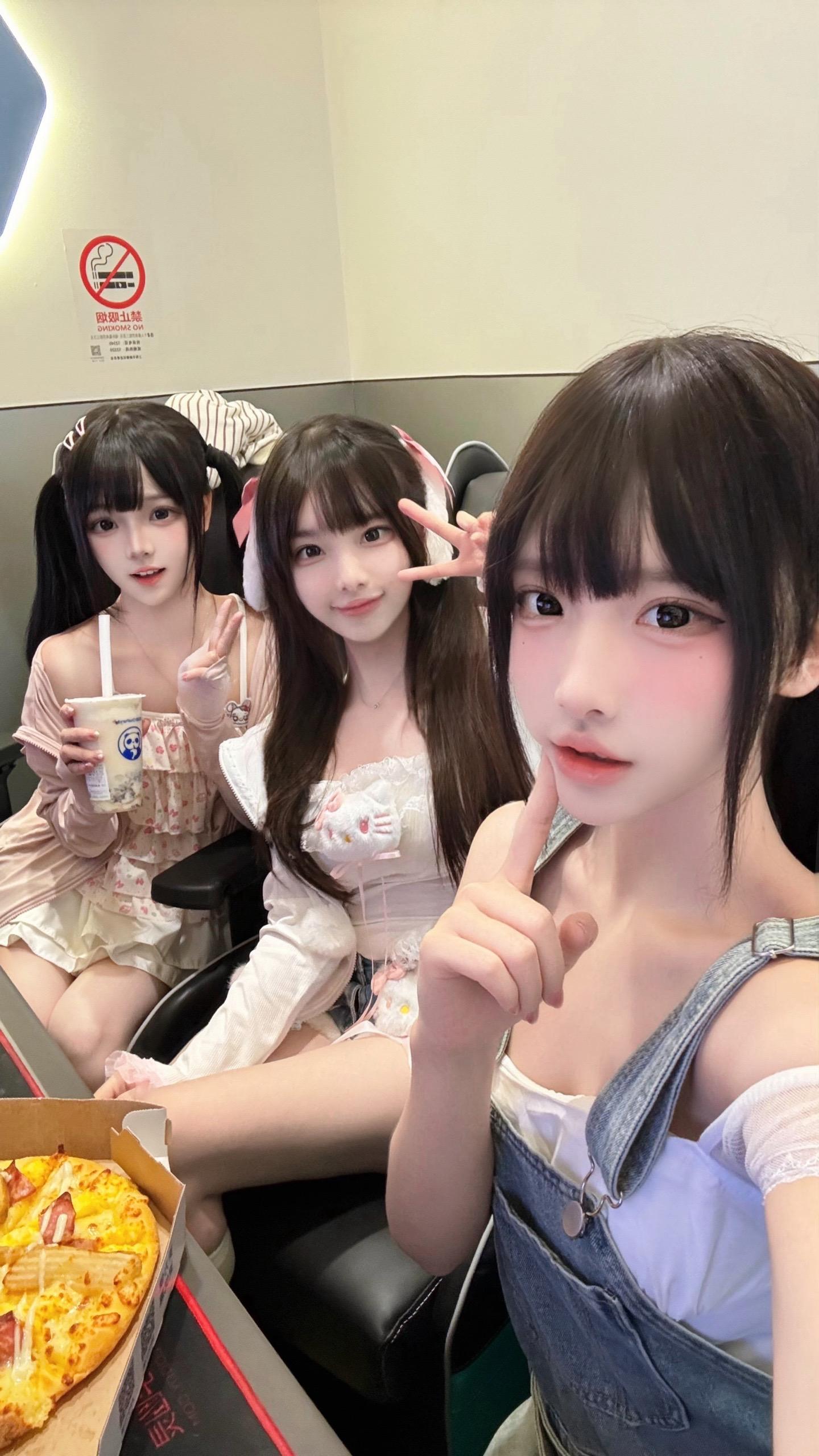 超强三胞胎打劫。