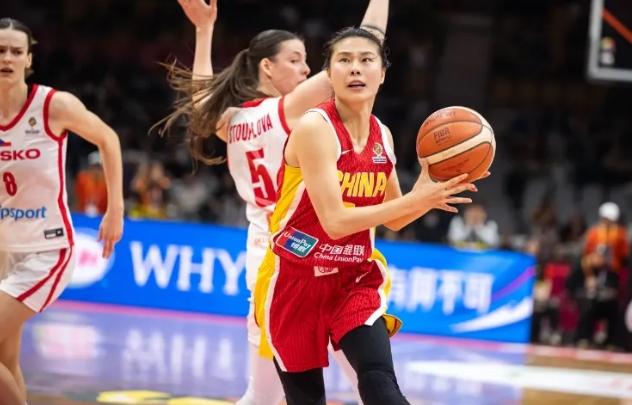 【中国女篮终极练兵！三塔合璧战巴西，王思雨领衔冲击4连胜】

3月17日19:3