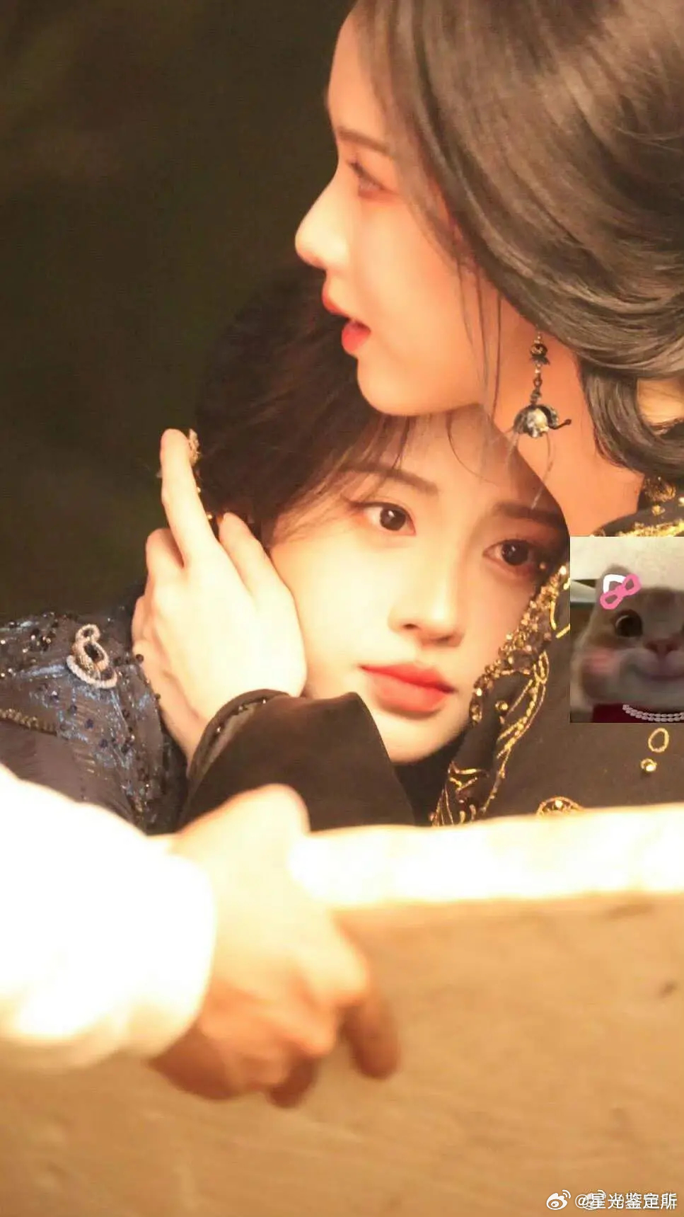 幸亏白日没和月鳞对打啊，不然输得一塌糊涂啊 