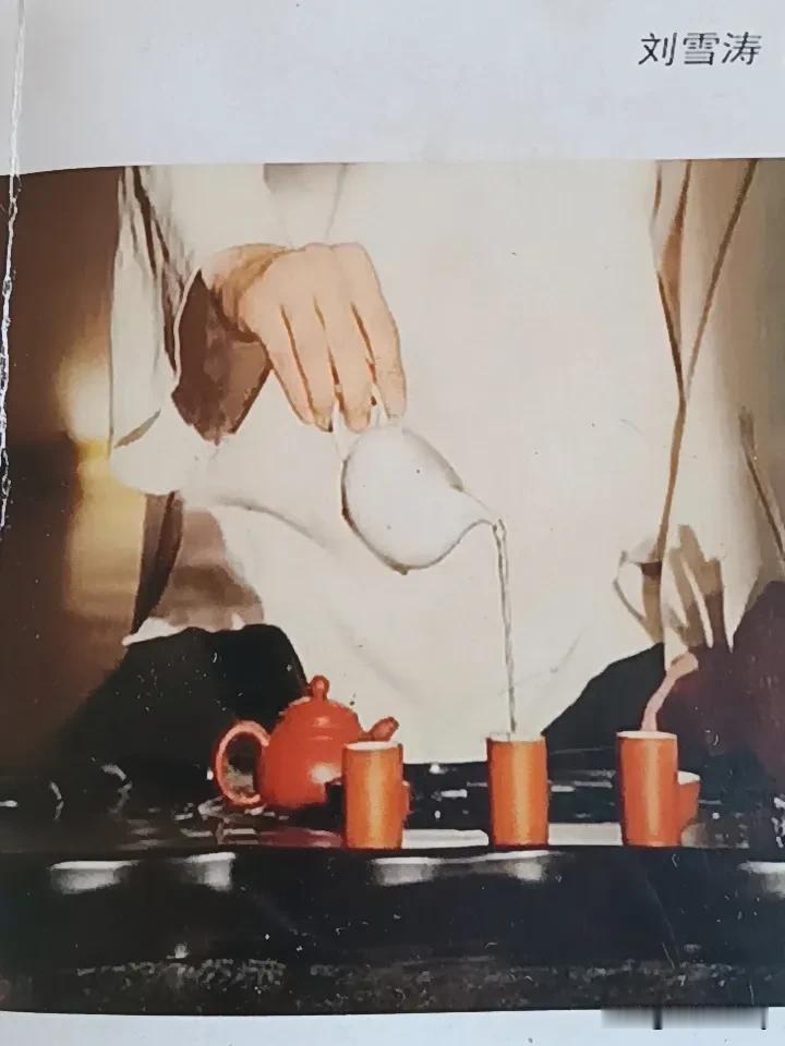 喝茶越喝越渴,怎么回事? 喝茶越喝越渴，原因还挺多。茶叶里的鞣酸会和口腔唾液蛋白