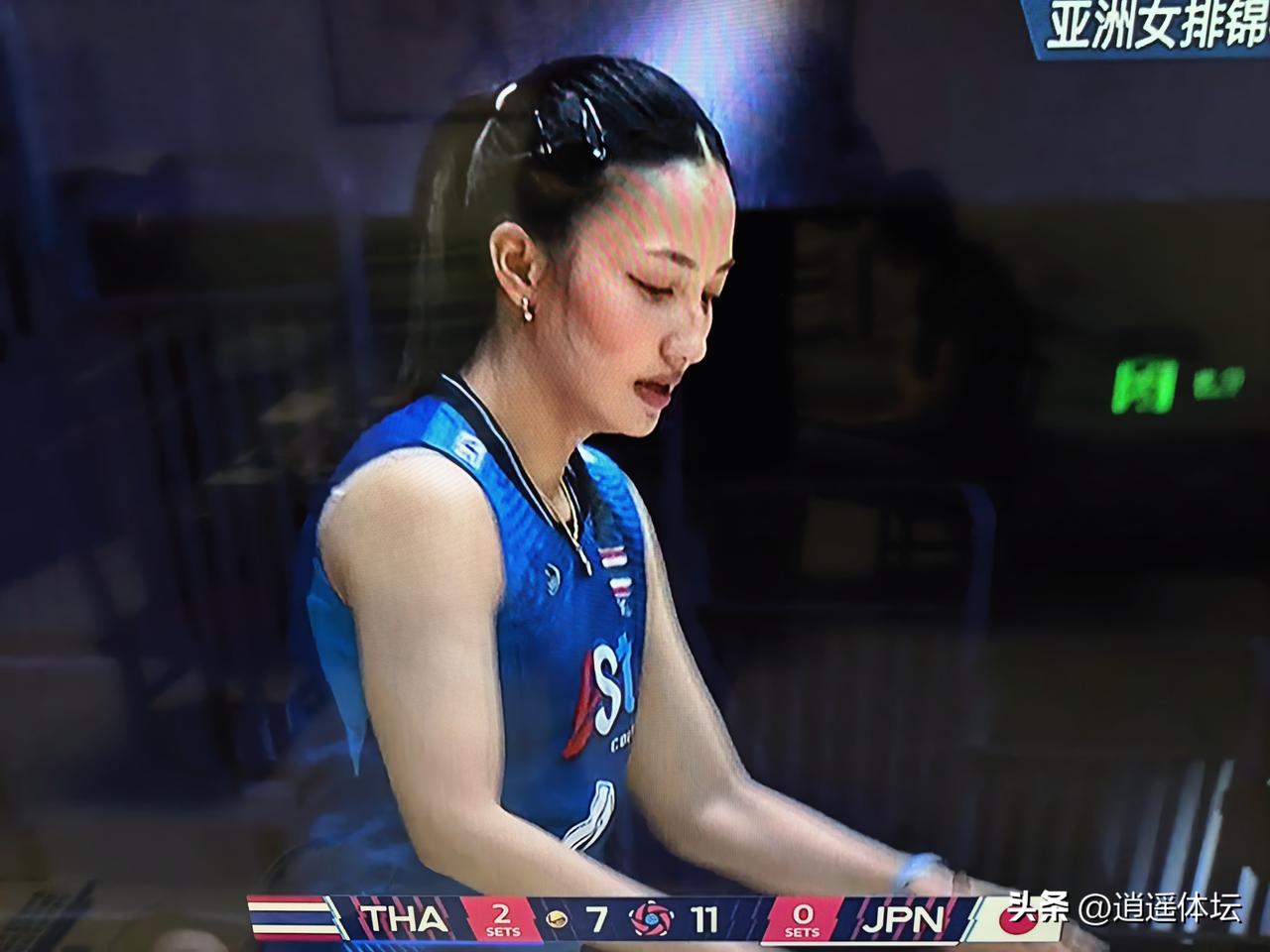 女排亚锦赛，大爆冷门！赛前，信誓旦旦的日本女排竟然1：3不敌卫冕冠军泰国女排，无