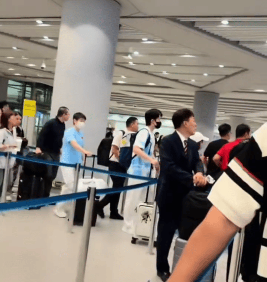 娥家小夫妻秋游来了 ​​​