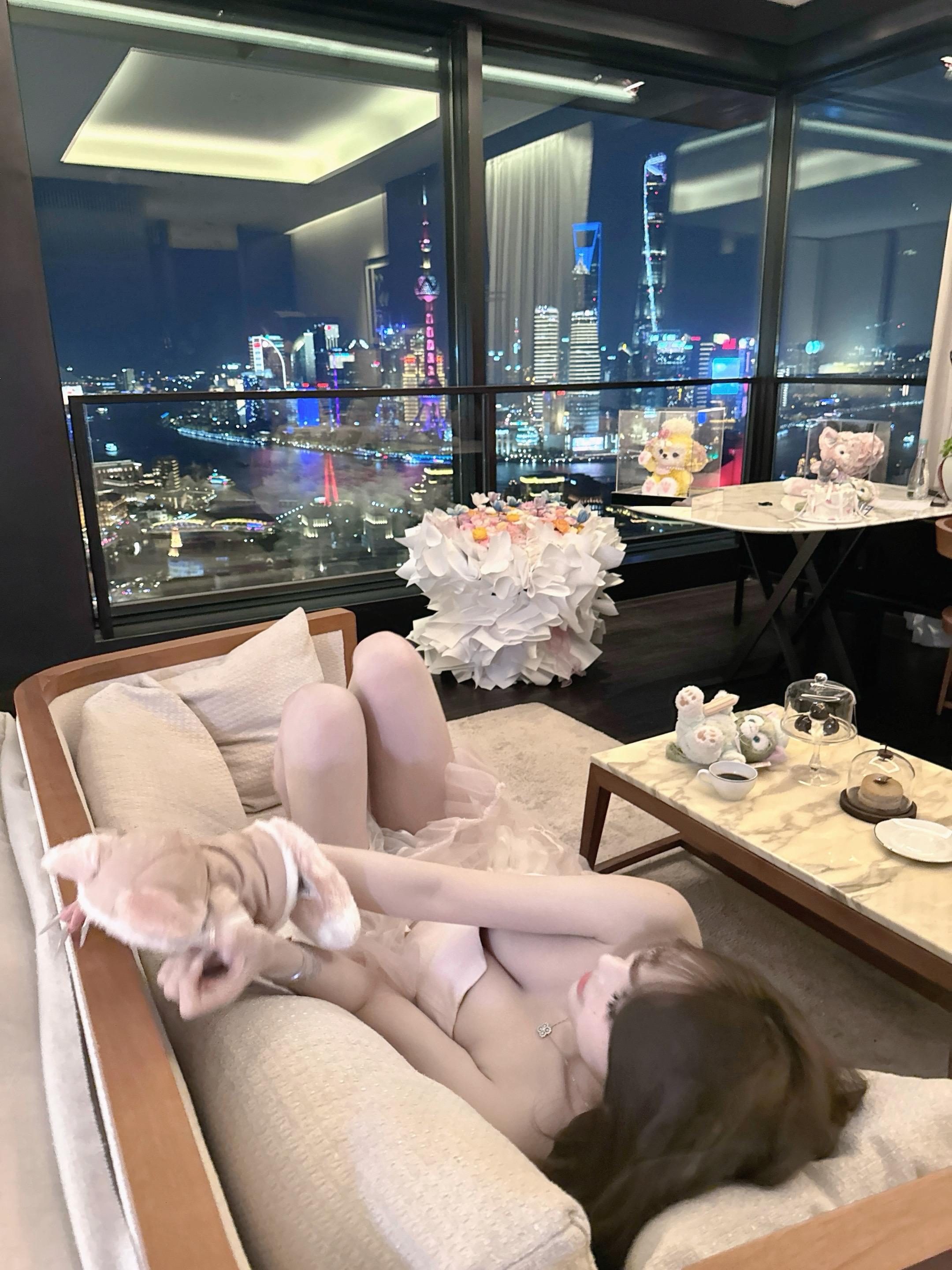 希望你可以像毛绒玩具一样陪在我身边