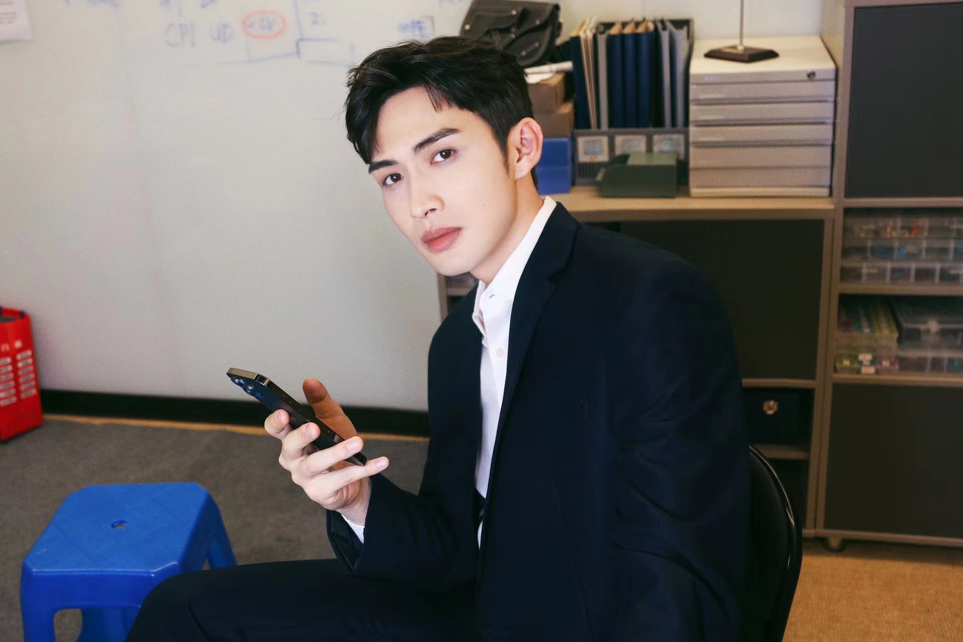 #张彬彬又双叒叕被考古了# 谁能不被张彬彬杀马特的魅力所征服？在那个非主流的年代