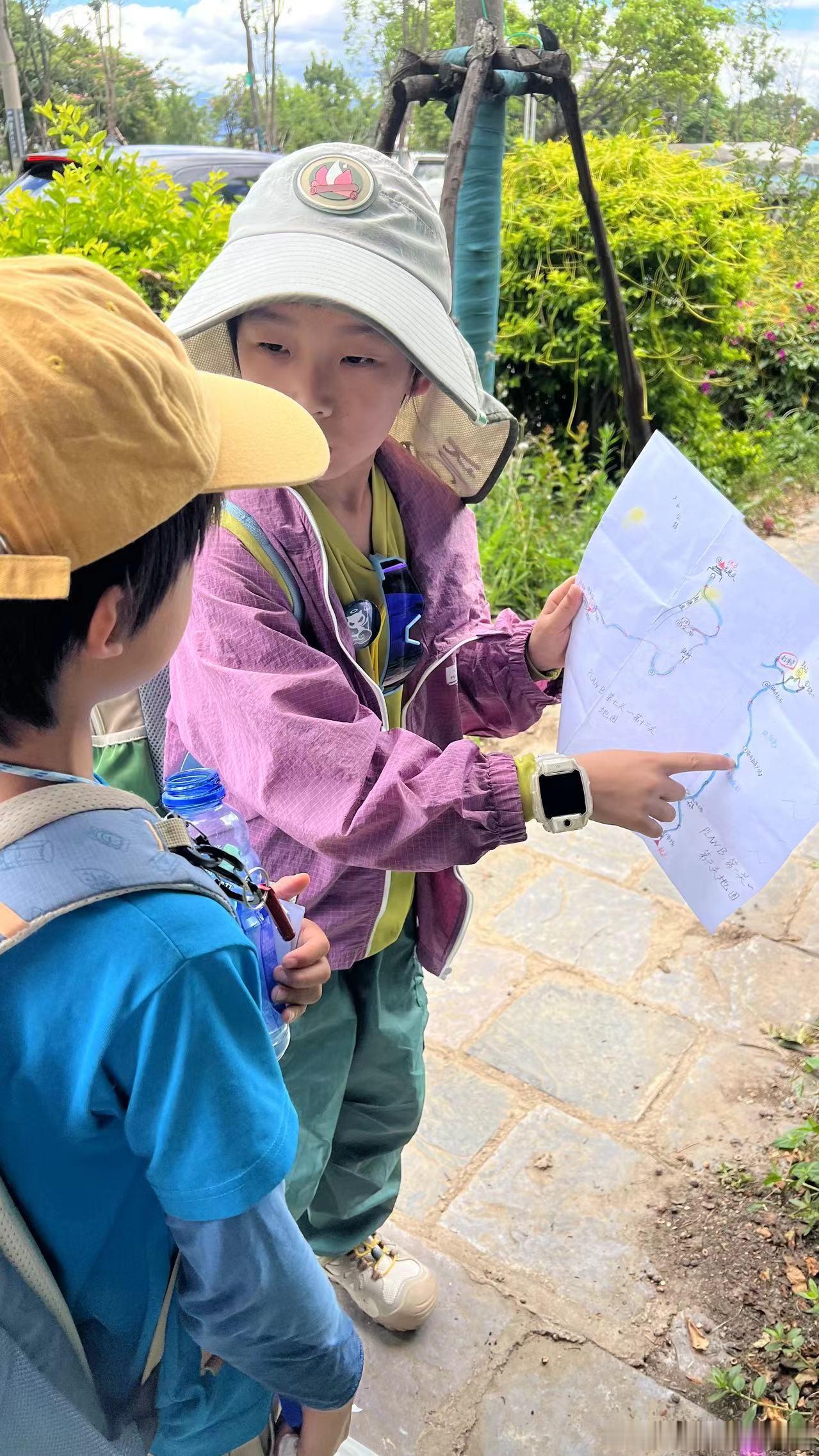 晃晃悠悠终于到了第三关做题环节可是他最得心应手的数学任务关卡咔咔咔就提前完成出发
