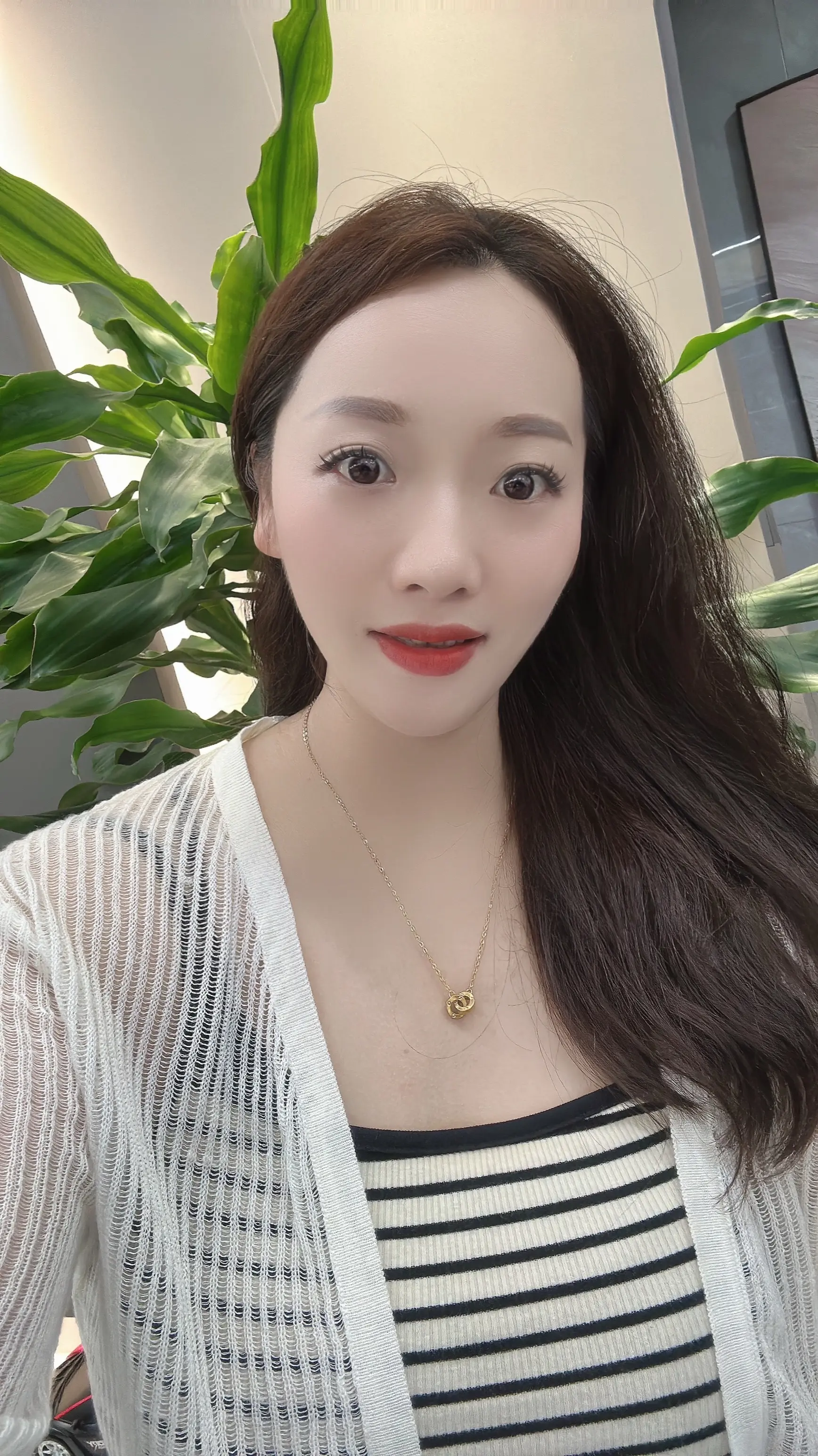 老师教的我全给忘记了 但社会教的我全部铭记于心