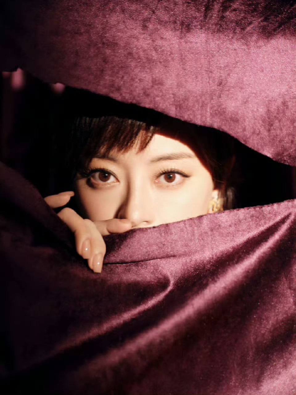 孙俪SMG视后恭喜孙俪凭借胡曼黎四封SMG视后！!三大奖我们曼黎姐来了！！ 