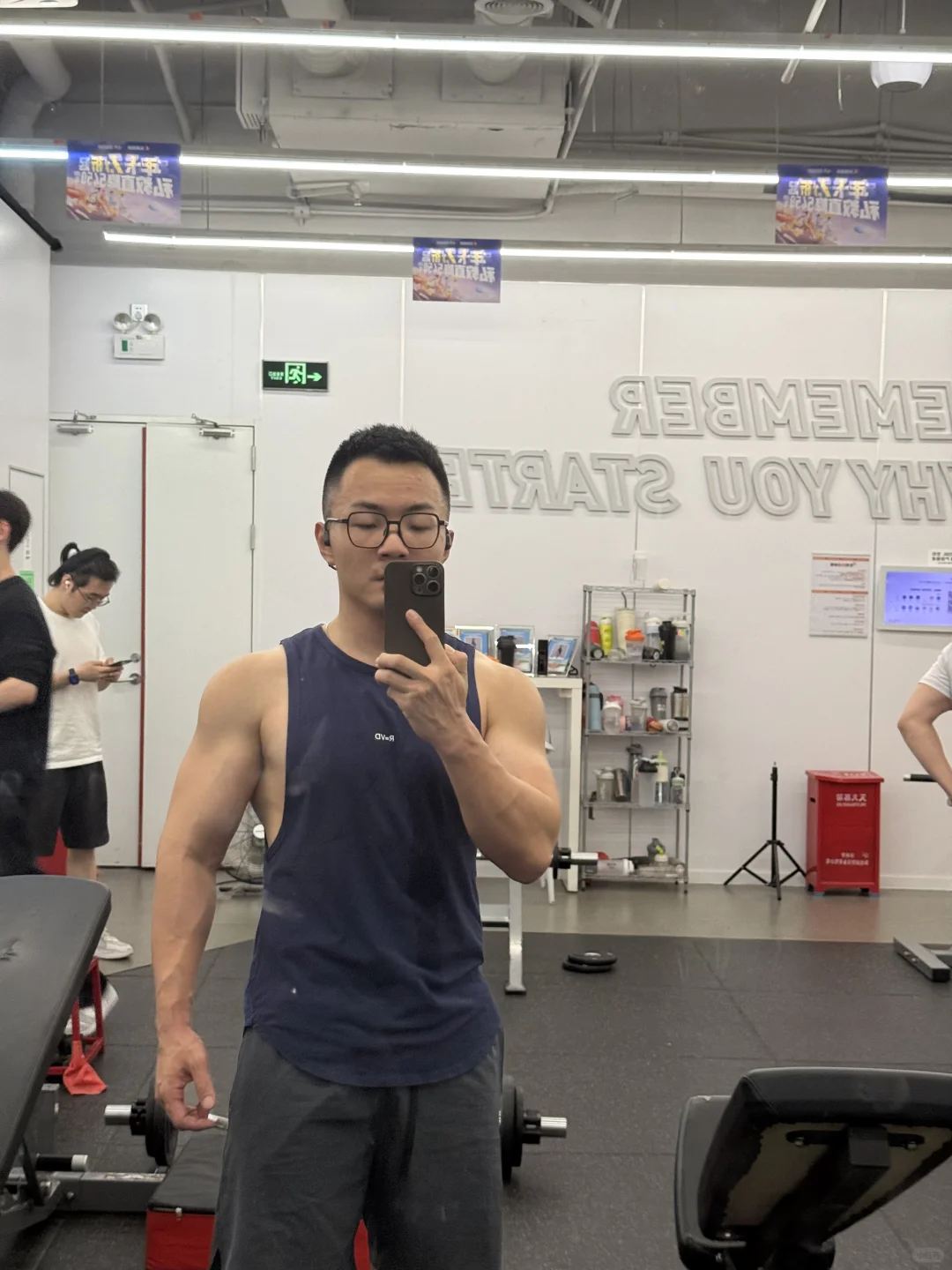 今日份肩膀头子！