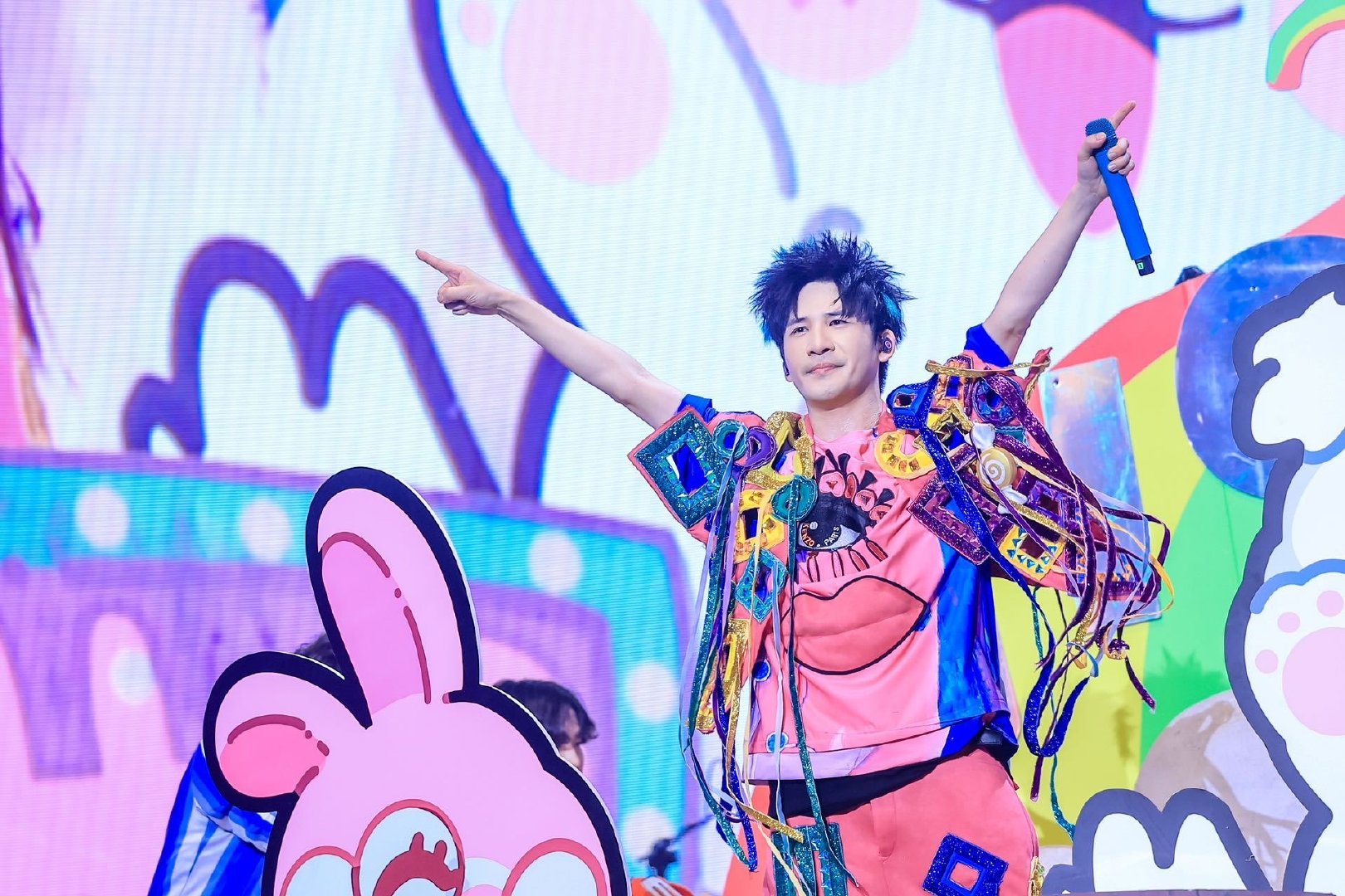 大张伟郑州演唱会官宣 大张伟官宣演唱会 一整个期待住！大张伟郑州演唱会正式官宣，