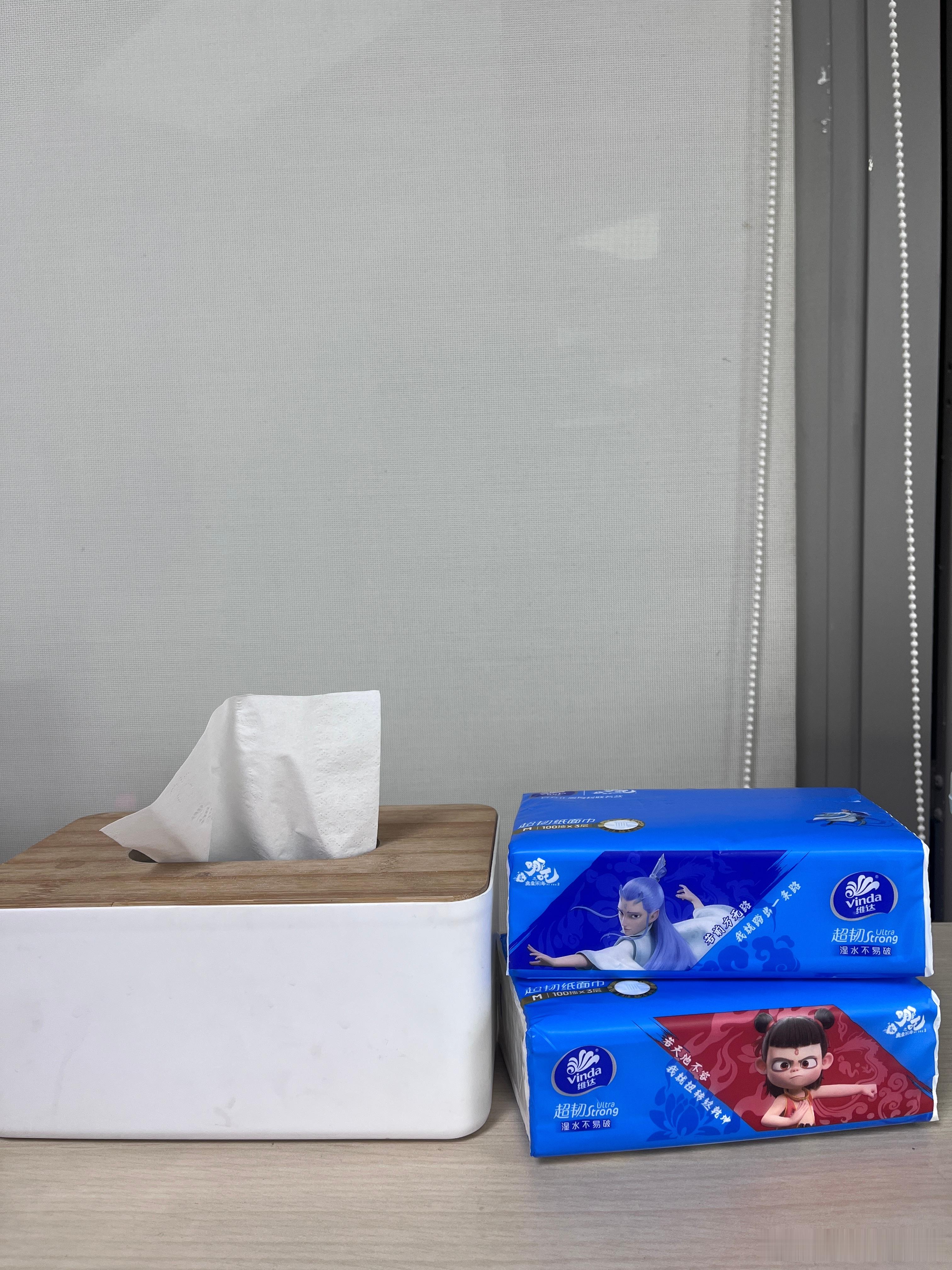 这么可爱的抽纸，用来擦桌子有点心疼维达哪吒2联名维达哪吒吒实好纸当韧不让 ​​​