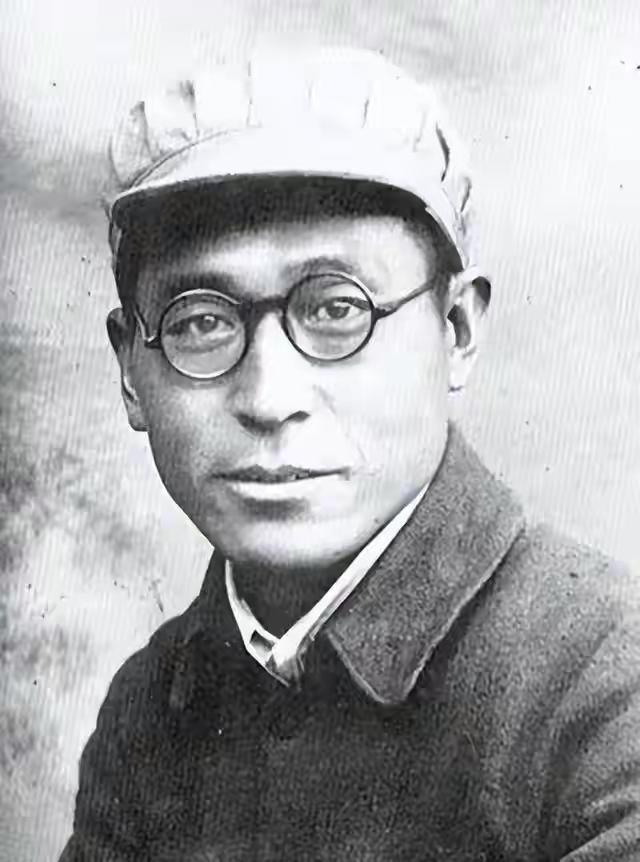 56年石油部康世恩照提纲汇报，毛主席:不要念了，我这里也有本本

这话一出口，会