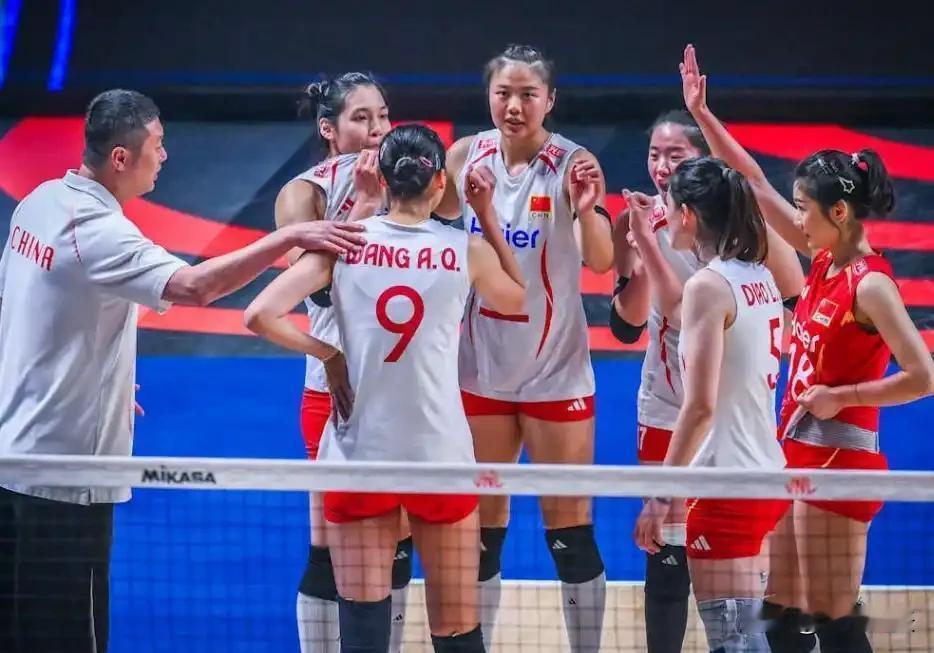 中国女排不可大意失荆州
中国女排3-0战胜伊朗女排，泰国女排3-1战胜日本女排，
