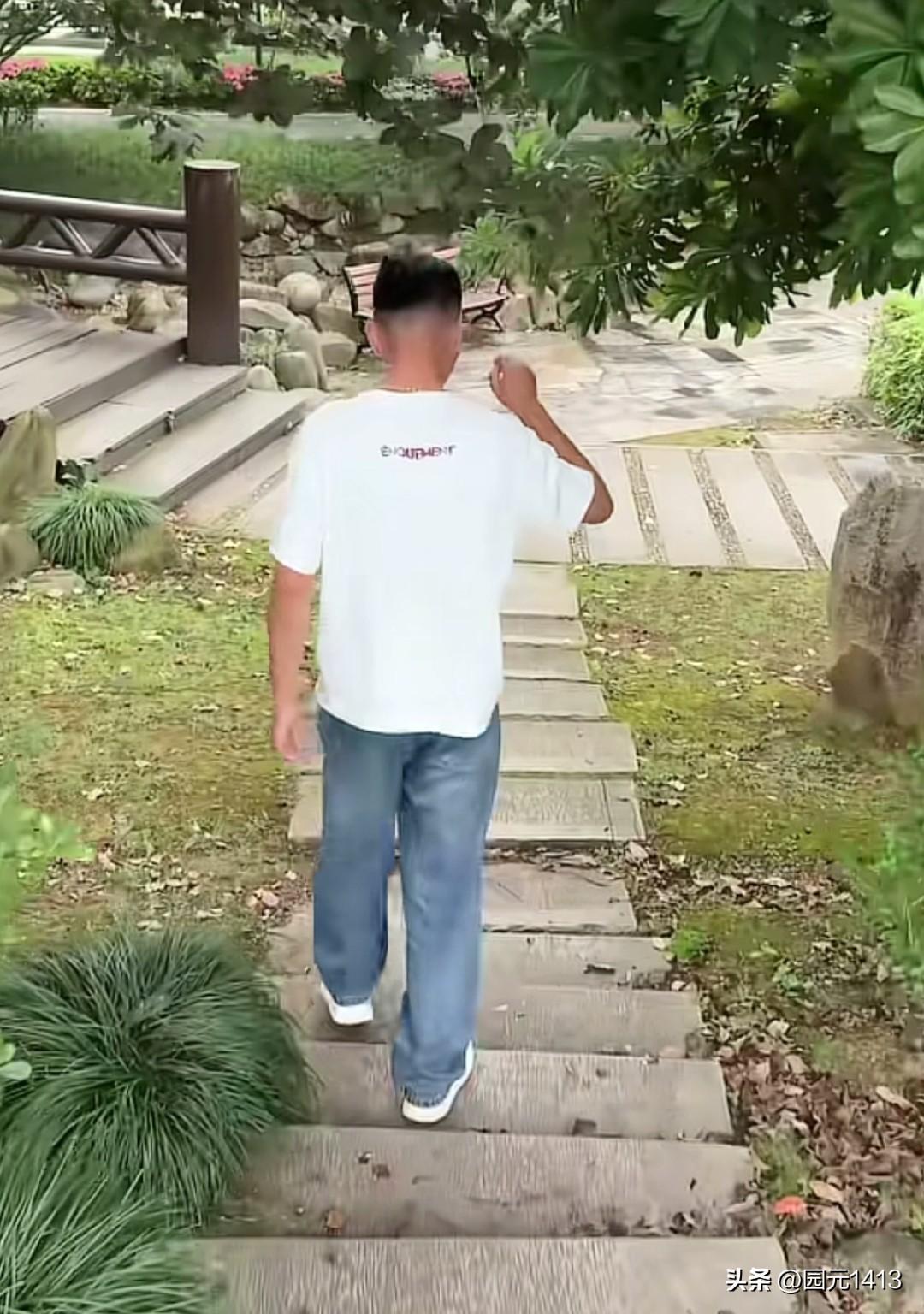 厉老二和林丽两口子看样子是合不到一块来了。两个人现在对彼此都有怨言，好好的一家人