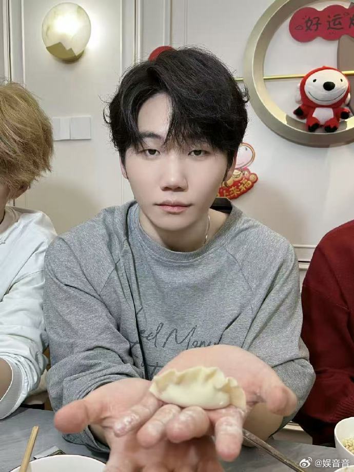 JDG导师9淘汰MVPJDG苏楠真的也太厉害了，绝佳的反应能力和冷静的决策贡献了