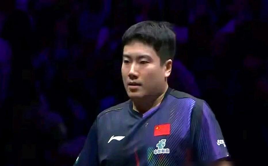 31岁的梁靖崑，世界排名第13，把第9的向鹏给办了！就问你意不意外？

开局8-