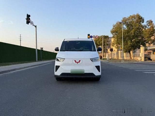 五菱扬光 L：城配司机这笔账，终于有人替你算明白了