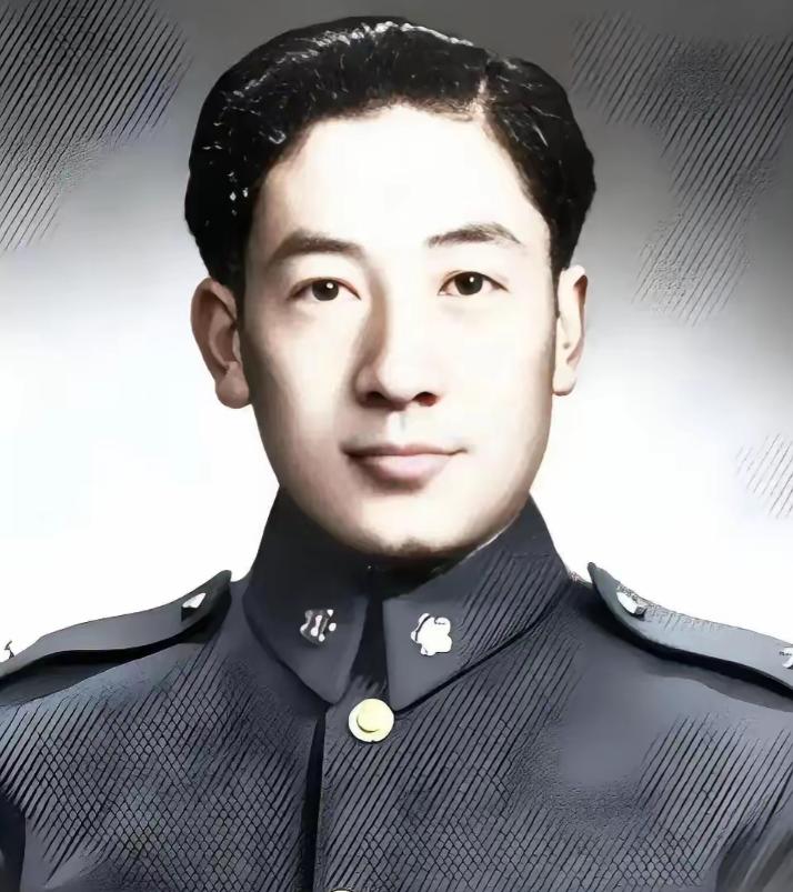 1949年，马继援带着31箱黄金逃离西宁，登机前心腹却拒绝同行：军长，你们走，我