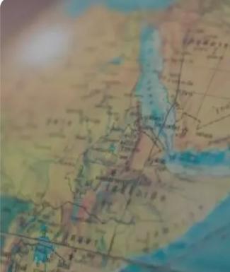 阿古柏入侵新疆
阿古柏入侵新疆在19世纪中叶的中国西部边疆，一场激烈的战乱如同狂