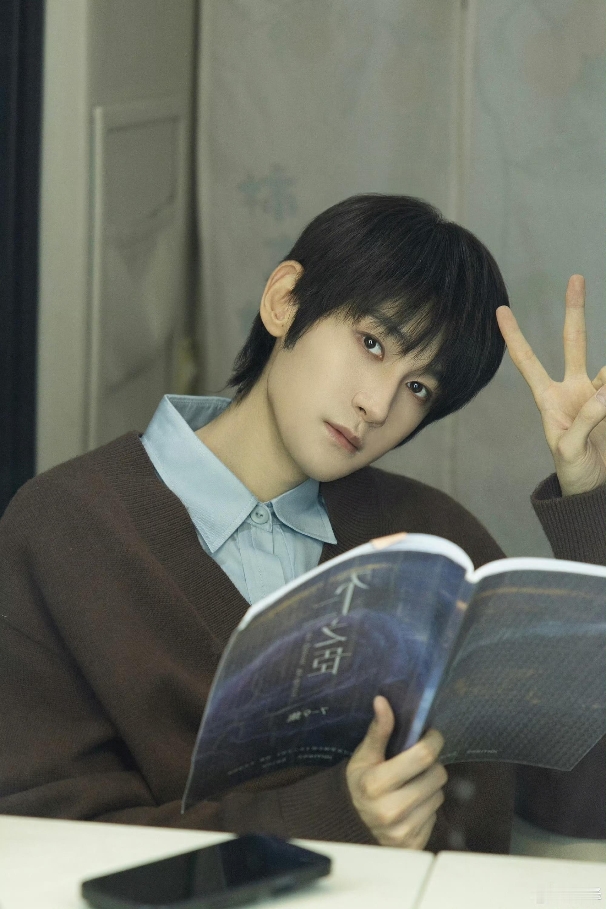 汪铎到胃了不是到位了汪铎《周五晚高疯》到胃了不是到位了，哈哈哈帅哥还是太有梗了，